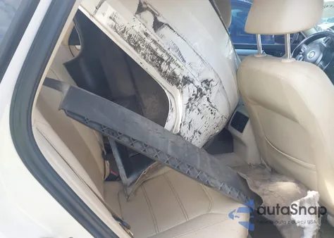 2013 Volkswagen Passat 2.5L Se z USA, uszkodzony, nr VIN 1VWBH7A30DC062874